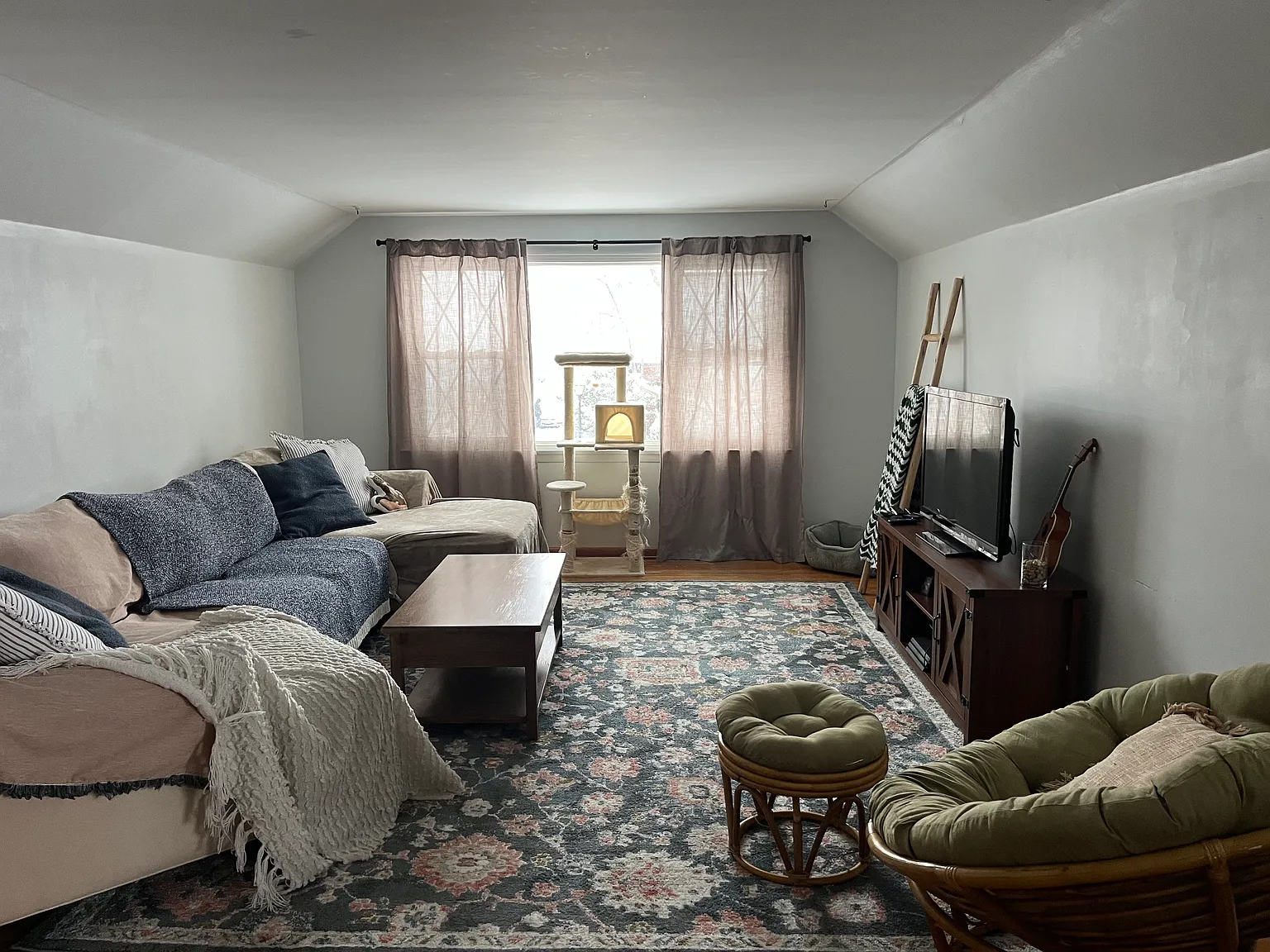 53 Glenside Ave — Photo 1