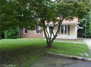 11 Fontana Ct, Winston Salem, NC 27103