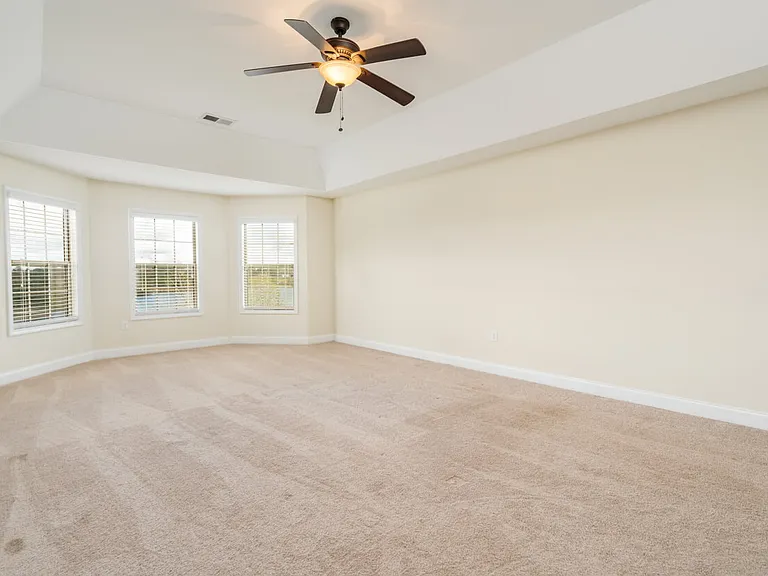 965 McCathern Ave — Photo 30