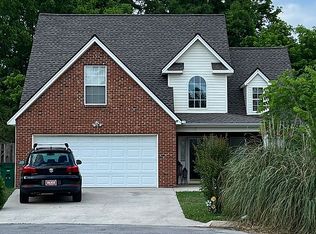 9633 Ethridge Ln, Ooltewah, TN 37363