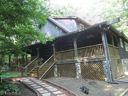 2nd image of 262 Stony Brook Trl