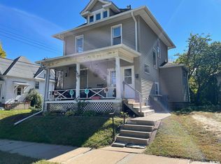 2414 9th Ave #2, Moline, IL 61265