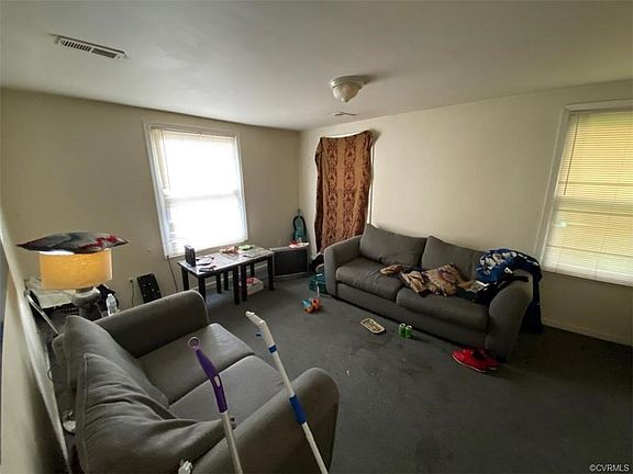 5th image of 114 S West St