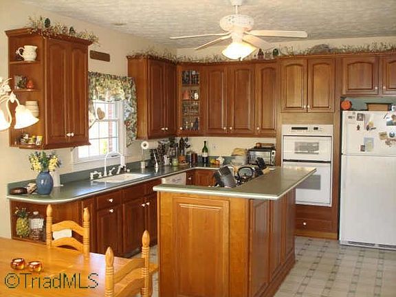 5th image of 152 Toms Creek Bluff Ln