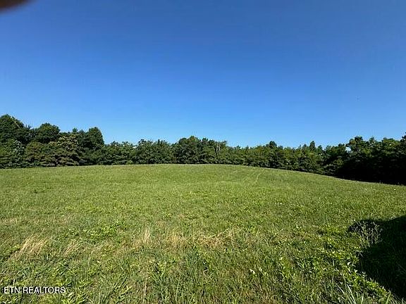 4th image of 2726 Double Top Rd