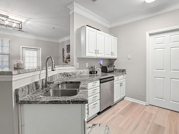 2nd image of 1445 Cambridge Lakes Dr #206