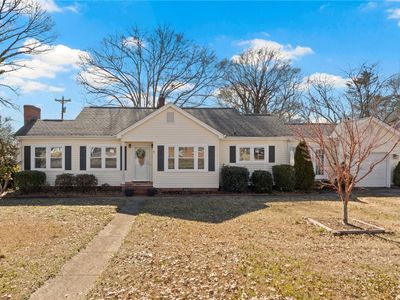 308 S B St, Easley, SC, 29640