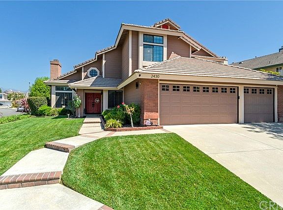 3rd image of 2430 Spring Meadow Dr