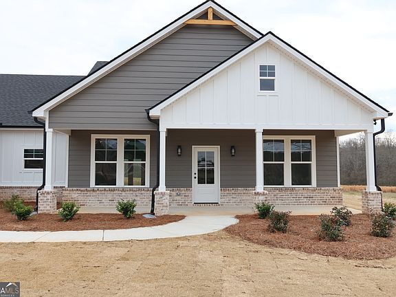 3rd image of 1205 Rocky Creek Rd