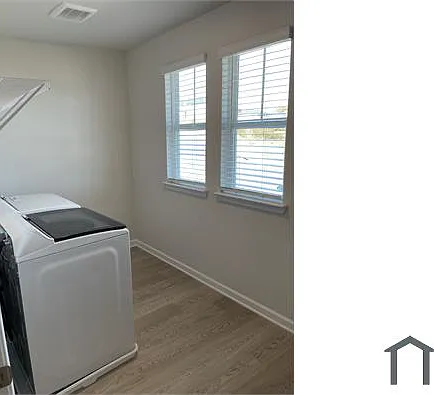3624 Commodore Ct — Photo 18