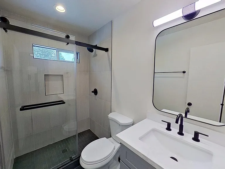 829 N Garfield St — Photo 124