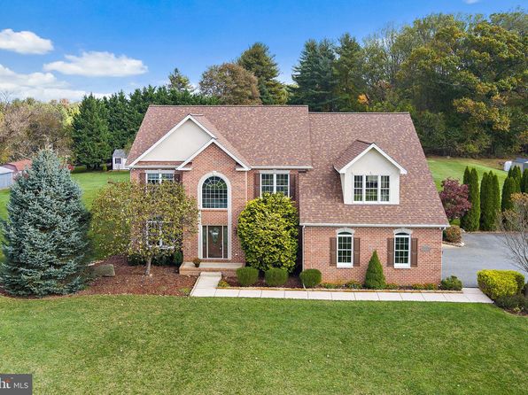 オーチャードハウス 25715 Orchard Dr, Dearborn Heights, MI 48125 | Zillow
