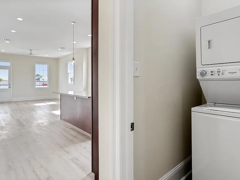3616 Urquhart St — Photo 12