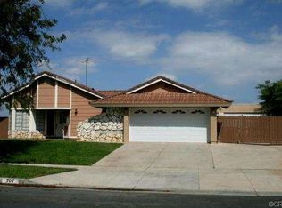 707 Santa Paula St, Corona, CA 92882