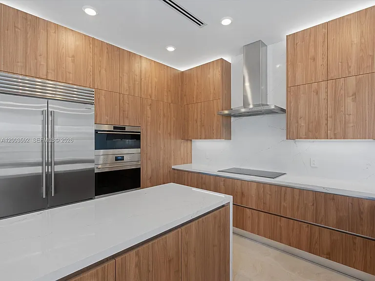 19602 NE 14th Ct — Photo 14