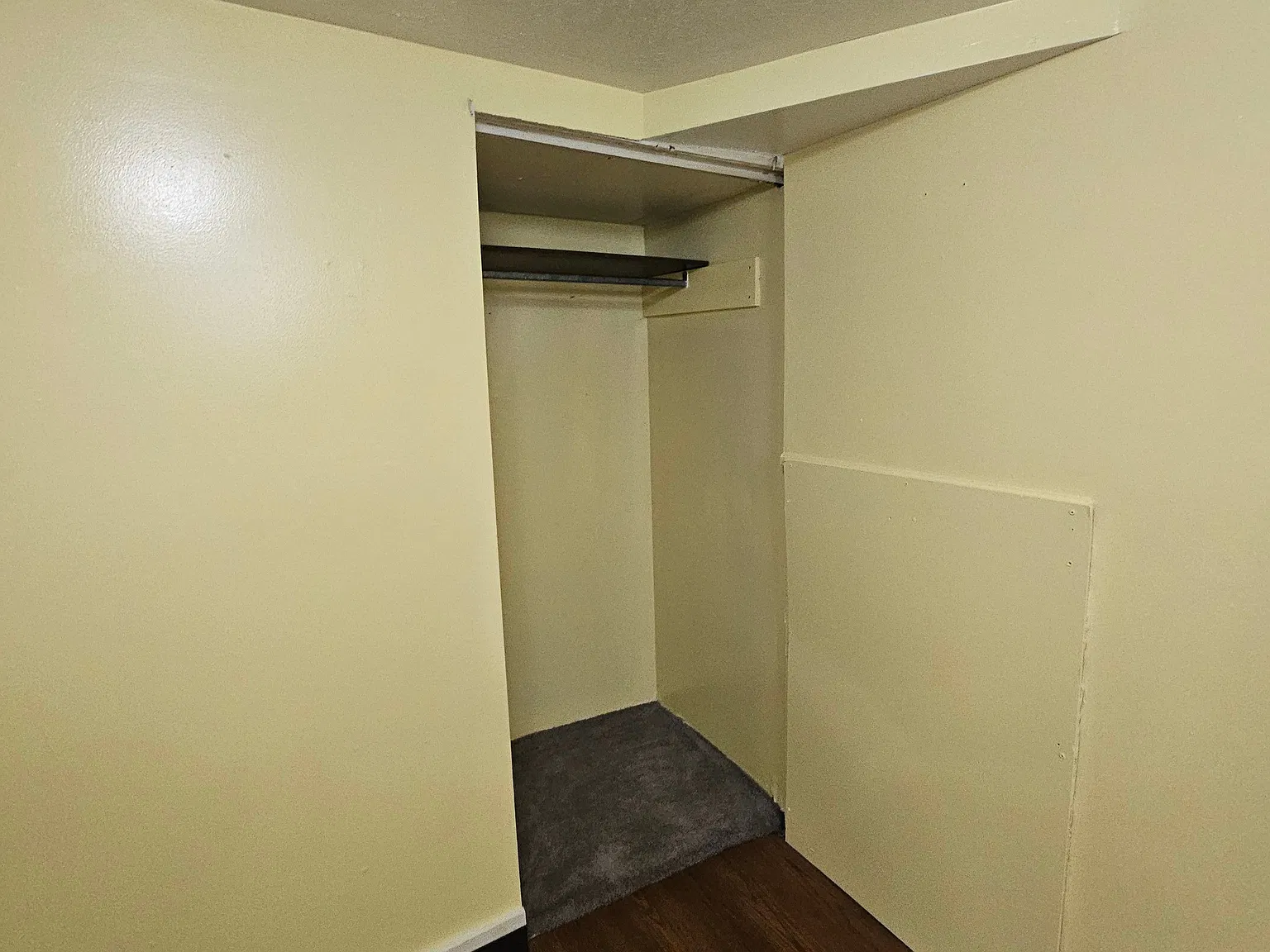 1-bedroom efficiency apartment on the ground floor — Photo 4