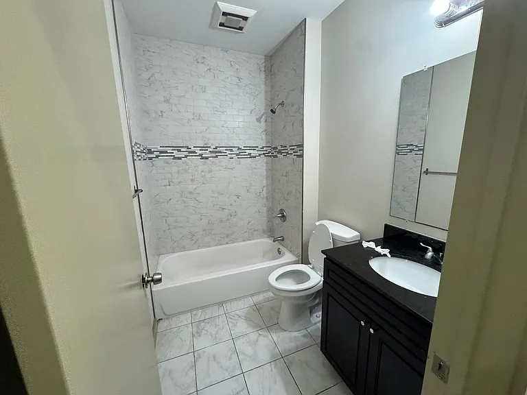 1432 N Carlisle St — Photo 3