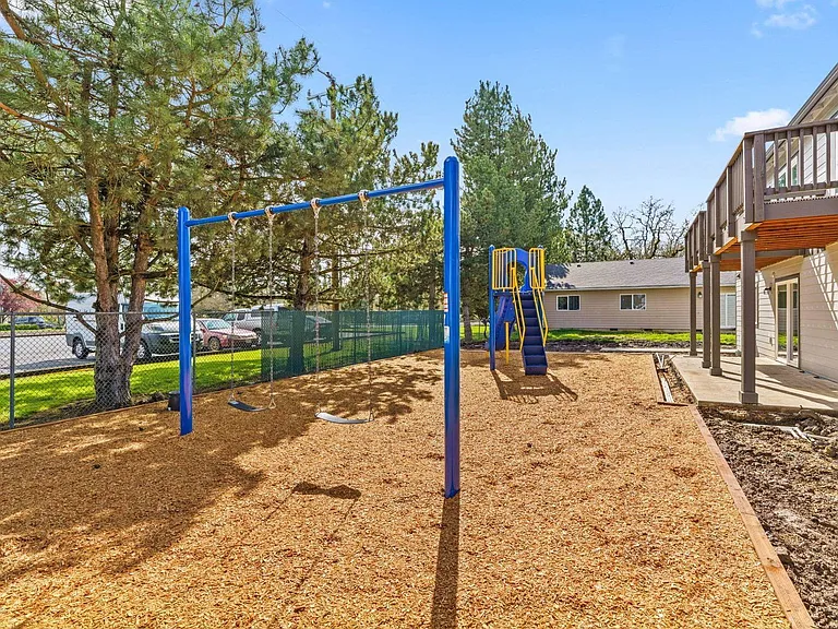 2901 Salem Ave SE #210 — Photo 30