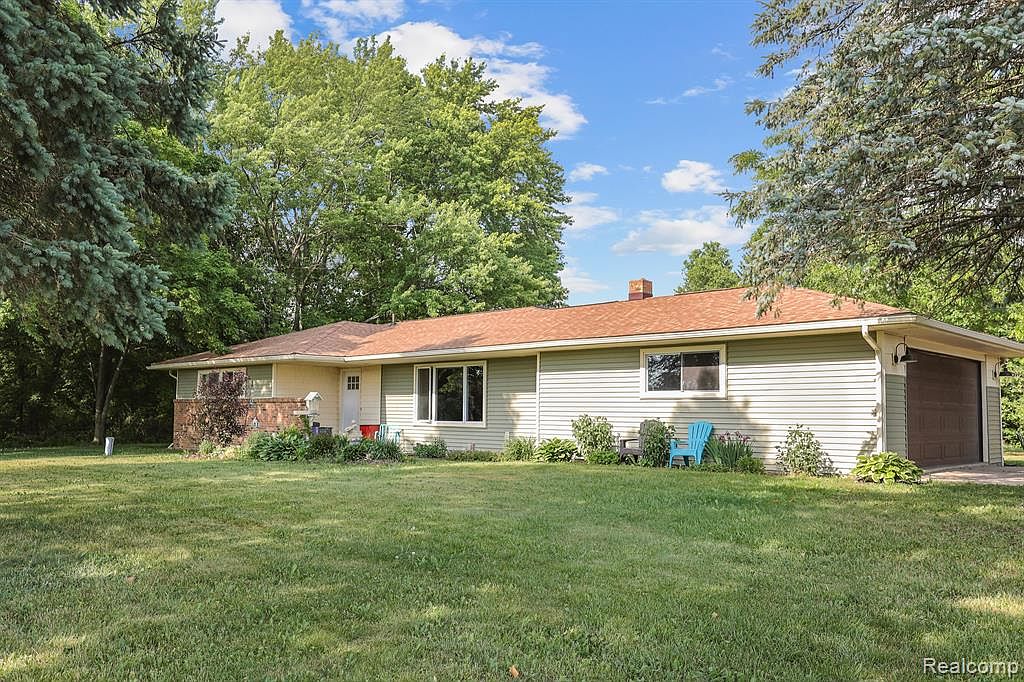 2051 S Lapeer Rd, Lapeer, MI 48446 Zillow