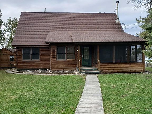 Front of house from road.