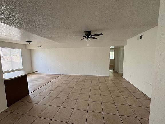 3rd image of 948 N Revere Unit 201