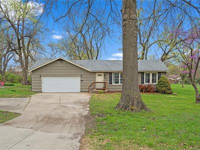 7808 E 87th St, Raytown, MO, 64138