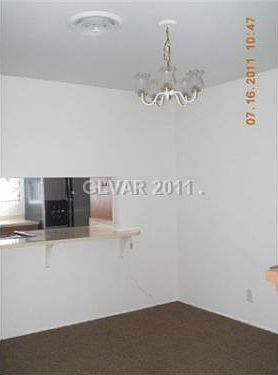4th image of 5804 Carmen Blvd