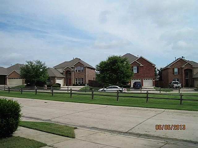 2nd image of 8508 Riverwalk Trl
