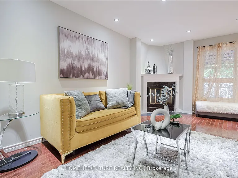 47 Carisbrooke Sq #MAIN 2ND FLR — Photo 20
