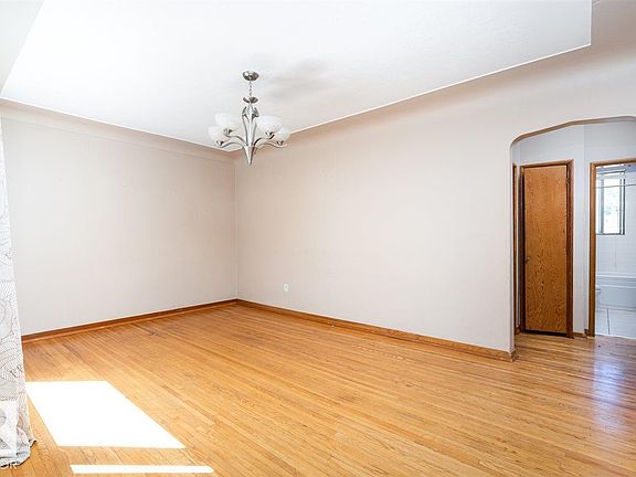 3rd image of 11730 125th St NW