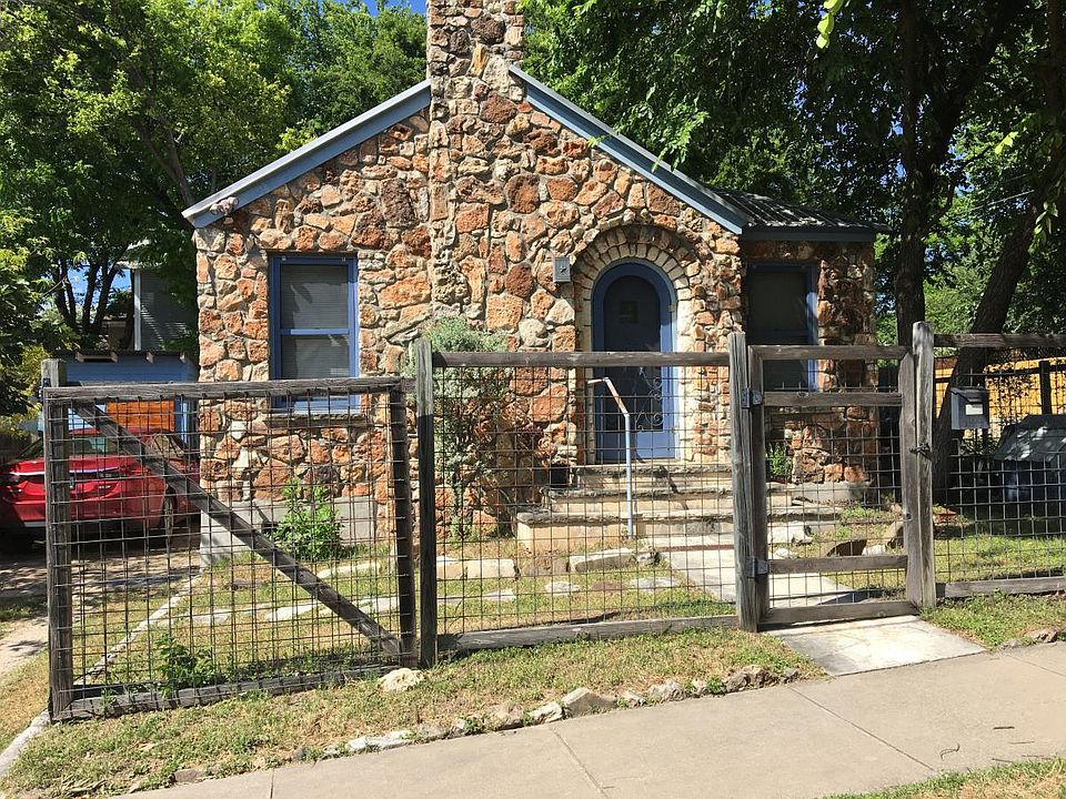 front seen from street