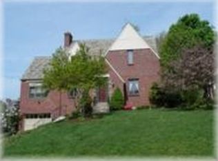 834 Academy Pl, Pittsburgh, PA 15243