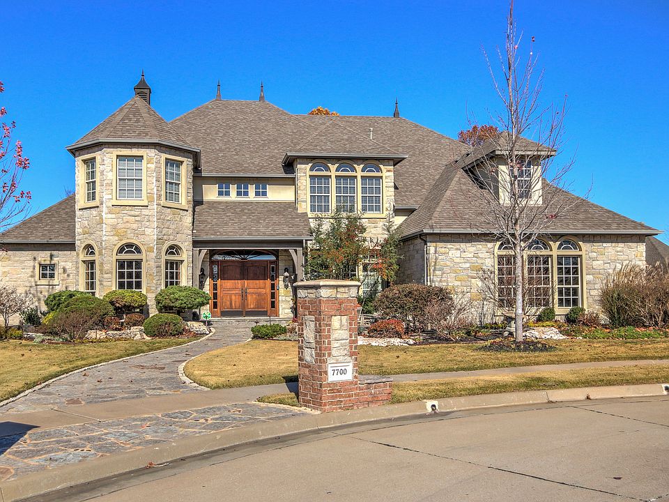 1st image of 7700 E Fort Worth St