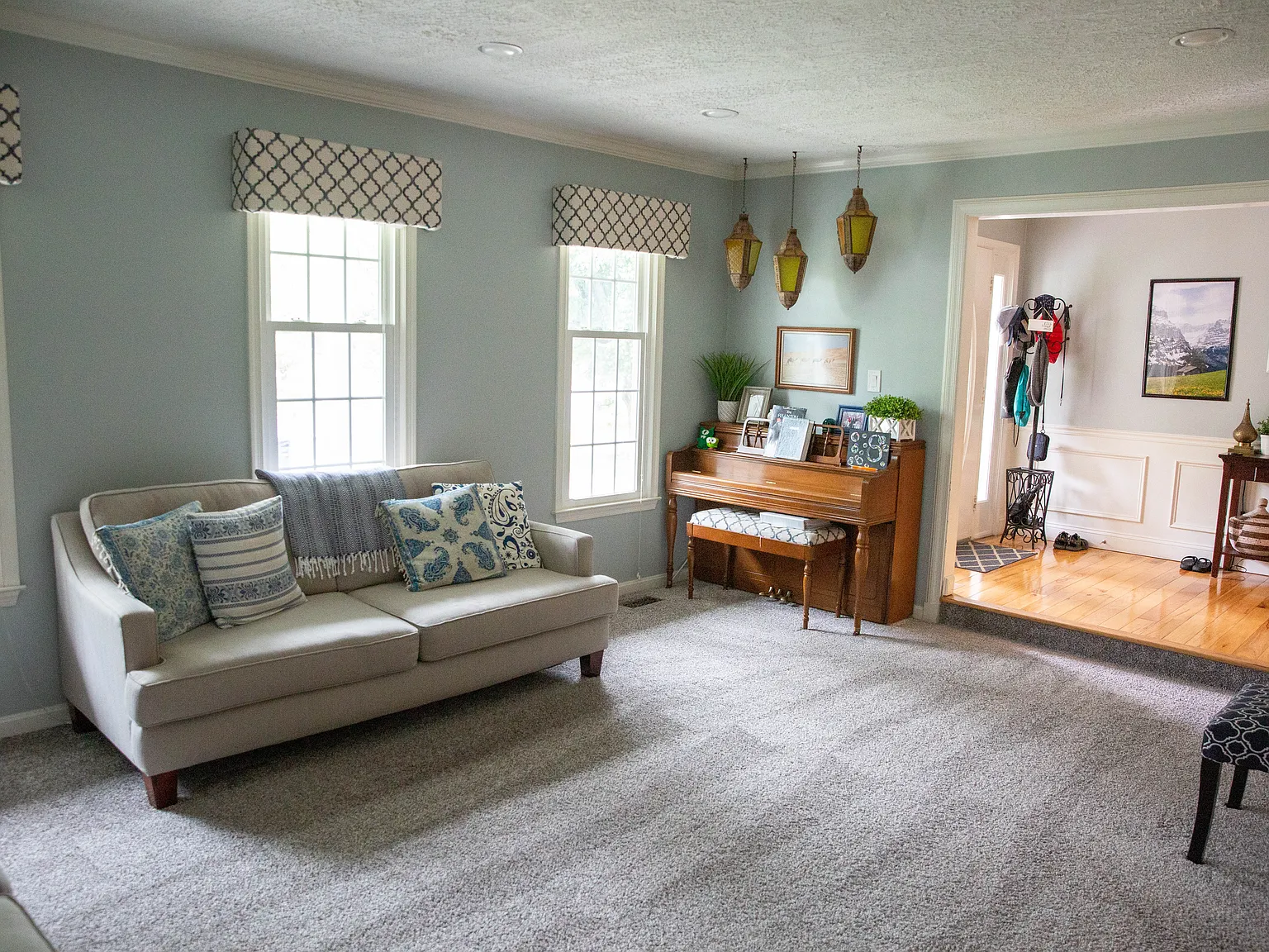 5 bed, 3.5 bath, 3139 sqft, $4,100 — Photo 3