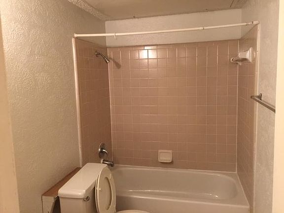 3rd image of 1817 Angelina Dr