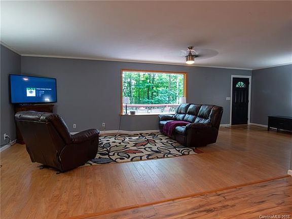 4th image of 117 Brians View Dr