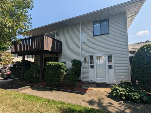 103 Edaville Ct Unit 103, Warwick, RI 02886