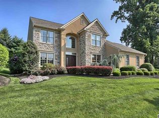 830 Olde Trail Rd, Hummelstown, PA 17036