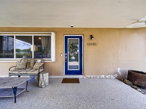 5th image of 10141 SW 46th St