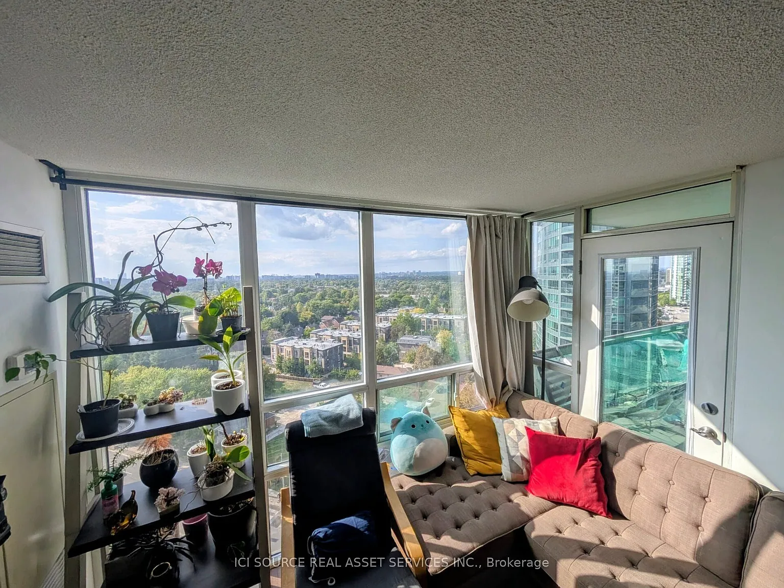 3 bed, $3,400 — Photo 4