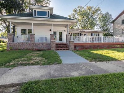 524 S River Dr, Princeton, IA, 52768