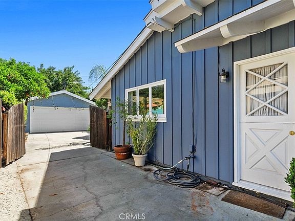 5th image of 3749 San Rafael Way