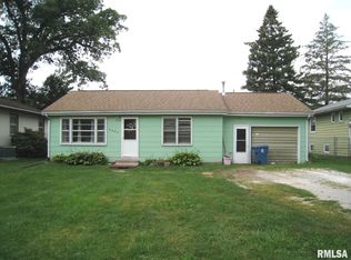 4349 9th St, East Moline, IL 61244