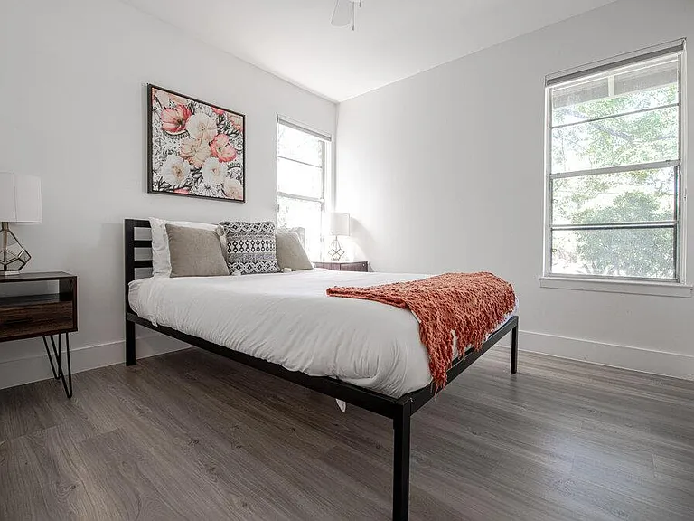 122 Havana St — Photo 14