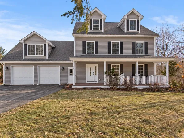 58 Hardy Road, Falmouth, ME 04105