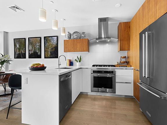 4th image of 294 12th St #3B