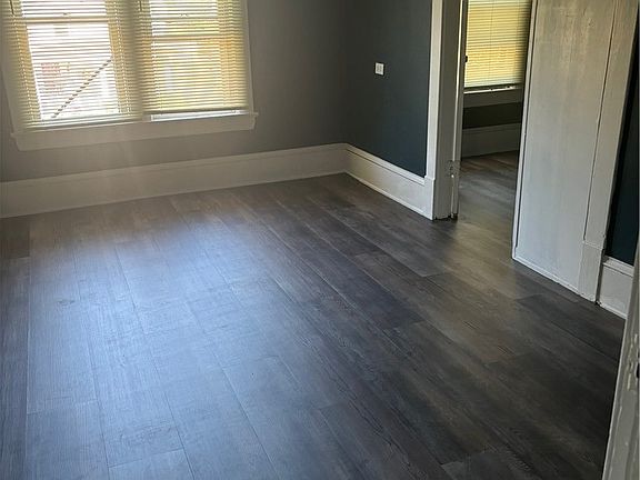 5th image of 3709 E 53rd St