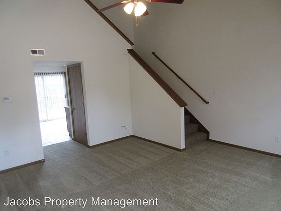 3rd image of 509 Glenstone Dr