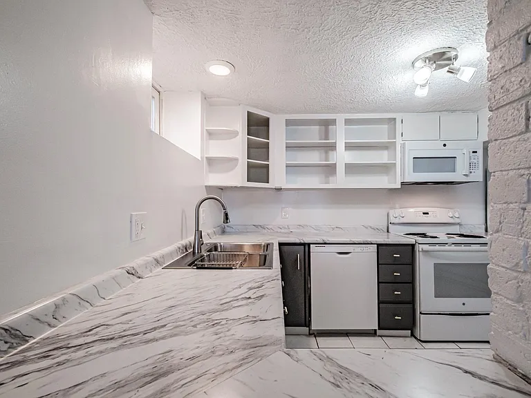 164 Eastern Promenade #1B — Photo 9