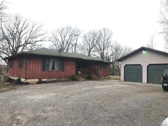 1st image of 235 Steven Dr